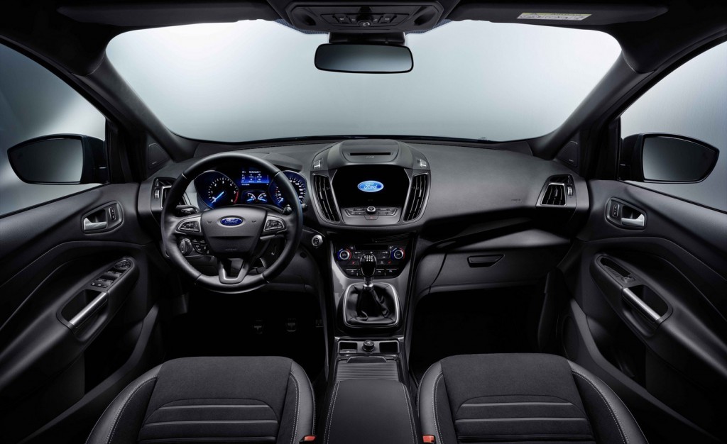 Ford-launches-2016-Kuga-during-MWC-in-Barcelona-1